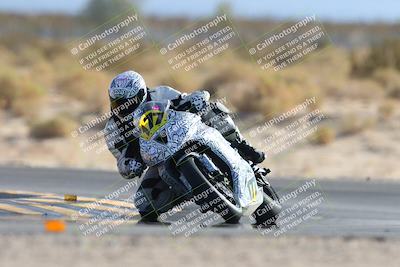 media/Nov-16-2024-CVMA (Sat) [[0e4bb1f32f]]/Race 9-Amateur Supersport Middleweight/